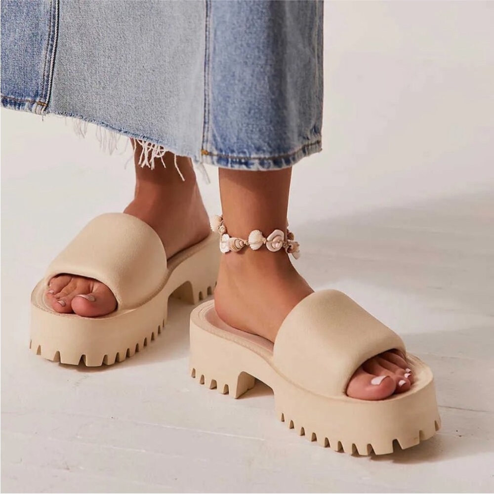 JEFFREY CAMPBELL Summertime Platform Slide Sandal